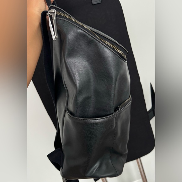 Matt and Nat backpack - Picture 3 of 6